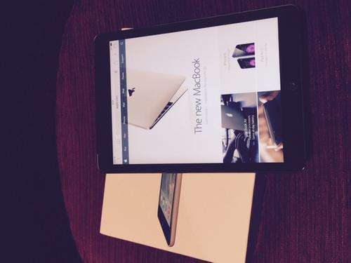 Apple iPad Air 16Gb, Wifi and 4G, as new, boxed, space grey