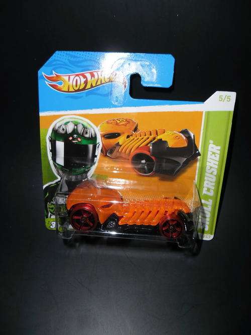 Hot Wheels Skull Crusher 2012 Thrill Racers (mint on Short Card)