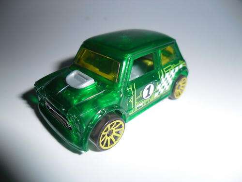Hot Wheels Morris Mini - 2012 X-Raycers 5-Pk (Loose)