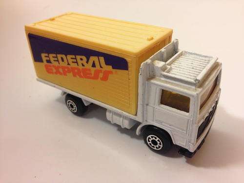 Matchbox  - Volvo Truck - Federal Express - Matchbox - Loose - See pictures for condition