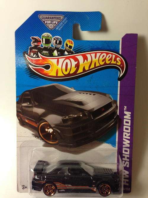 Hot Wheels - Nissan Skyline GT-R (R34) - 2013 Hot Wheels HW Showroom Asphalt Assault