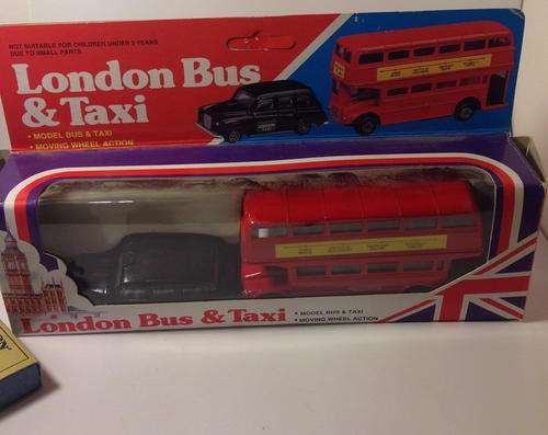 London Bus and Taxi Set - Mint in Packaging - See pictures for detail