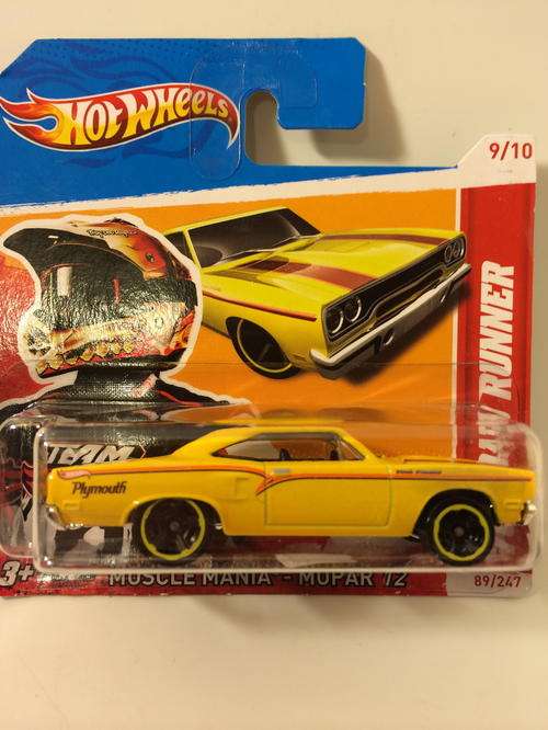 Hot Wheels 70 Road Runner 2012 Mopar Mania - Mint on Short Card