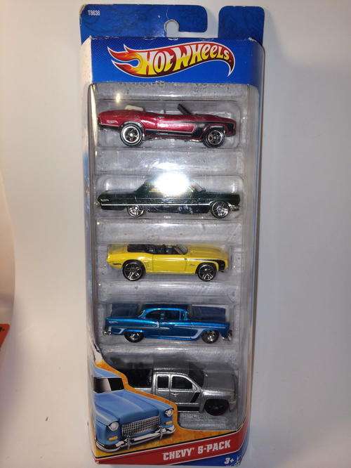 Hot Wheels - 2011 Chevy 5-Pack