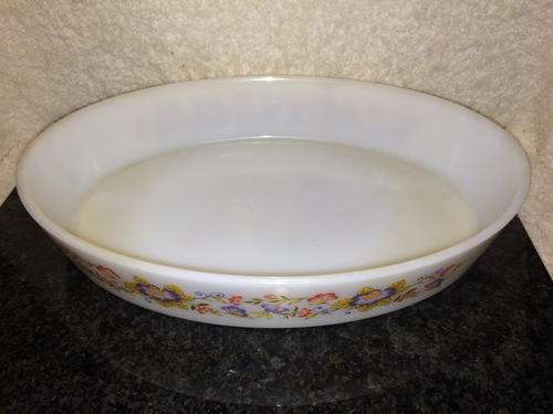 Vintage Arcoroc Pie Dish