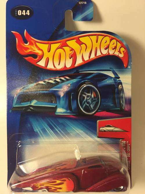 Hot Wheels - Crooze' Ooz Coupe - 2004 First Editions #44 - Red - Long Card