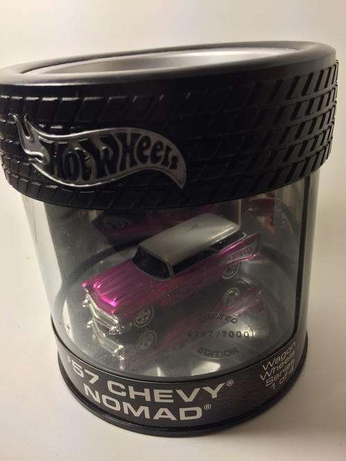 Hot Wheels - 57 Chevy Nomad - 2005 Showcase Hot Wheels Wagon Wheels Series 1 of 4  - Pink - Boxed