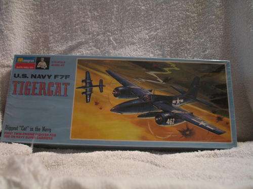 U.S. Navy F7F Tigercat Monogram #PA163-100 Scale1/72