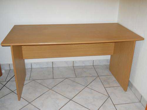 STUDY DESK