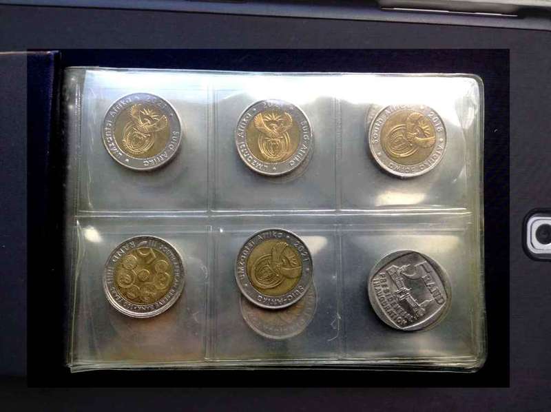 20 X Top Mixed 5 Rand Coins A/UNC  incl. used  collection book.