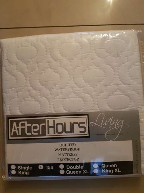 After Hours Quilted Waterproof Mattress Protector (3/4)