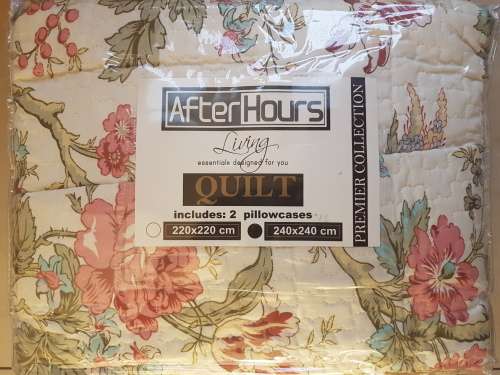 After Hours Quilt (240x240cm) with 2 pillowcases