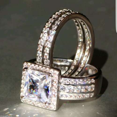 (R2200.00) *****3PC WOMAN WHITE SAPPHIRE 925 (STAMPED) SILVER RING SIZE 8 (SA Q)