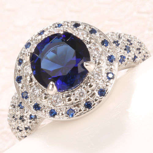(R1300.00) ****UNIQUE**** TANZANITE WOMAN 925 (STAMPED) SILVER RING SIZE 9 (SA R)