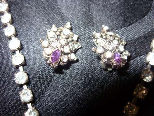 Vintage costume jewelry lot