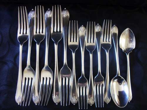 Mappin & Webb mappin plate cutlery lot of 13 pieces