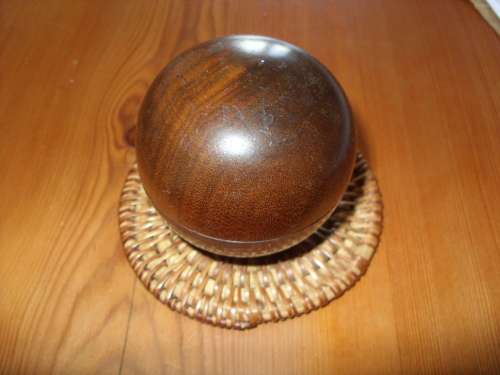 Genuine Stinkhout trinket box made by P.J. Van Reenen