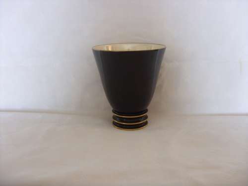 Carltonware 'Noire Royale' art deco style vase - 143 mm high