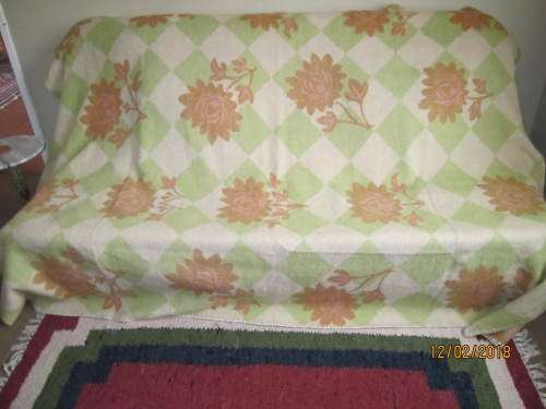 Stunning Large pure wool blanket made in Holland from sheep wool - postage included
