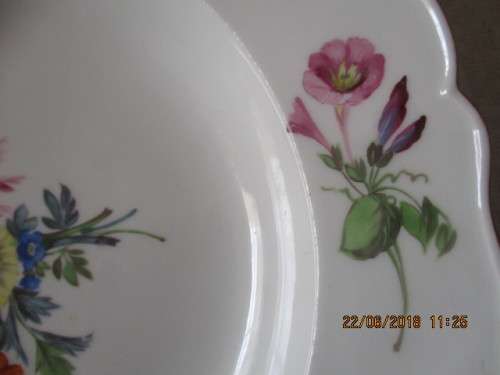 Meissen hand painted soup bowl / entree plate - 23 cm wide - circa 1890-1900