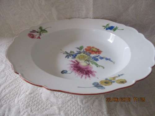 Meissen hand painted soup bowl / entree plate - 23 cm wide - circa 1890-1900