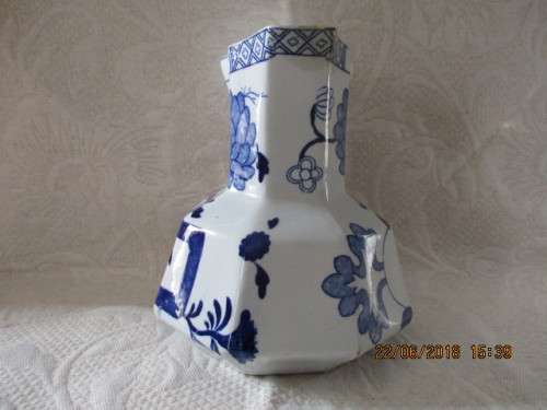 Davenport blue & white bone china Jug - 152 mm high