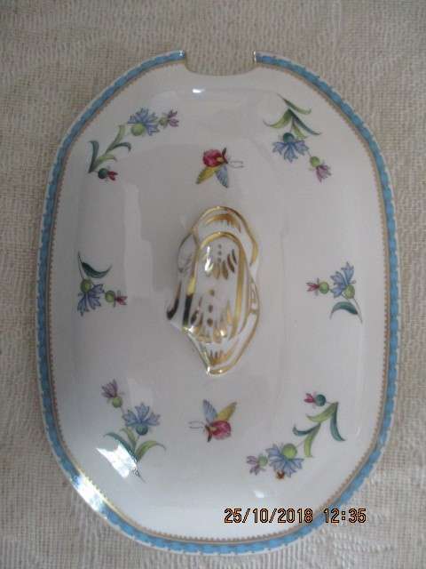 Spode fine bone china sauce tureen - 192 mm long