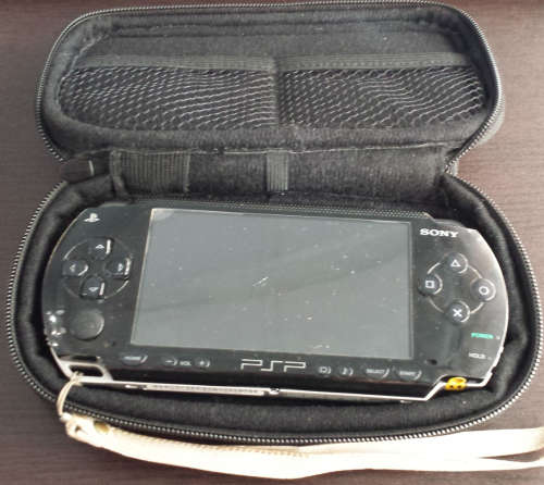 Black PSP Console 1000 Series, Memory Card, 4 Games + Accesories
