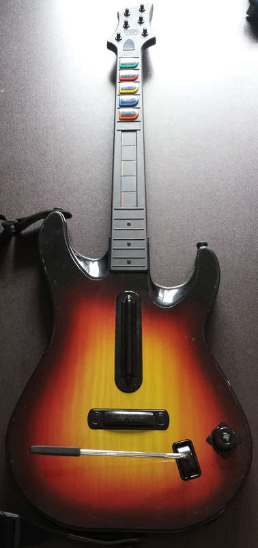 Official Guitar Hero 5 Wireless Guitar incl Receiver - PS3