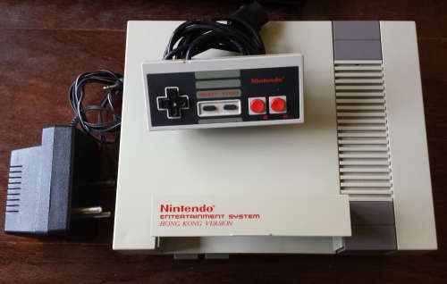 Region Free NES Console (Hong Kong Version) + Original Controller (Retro)