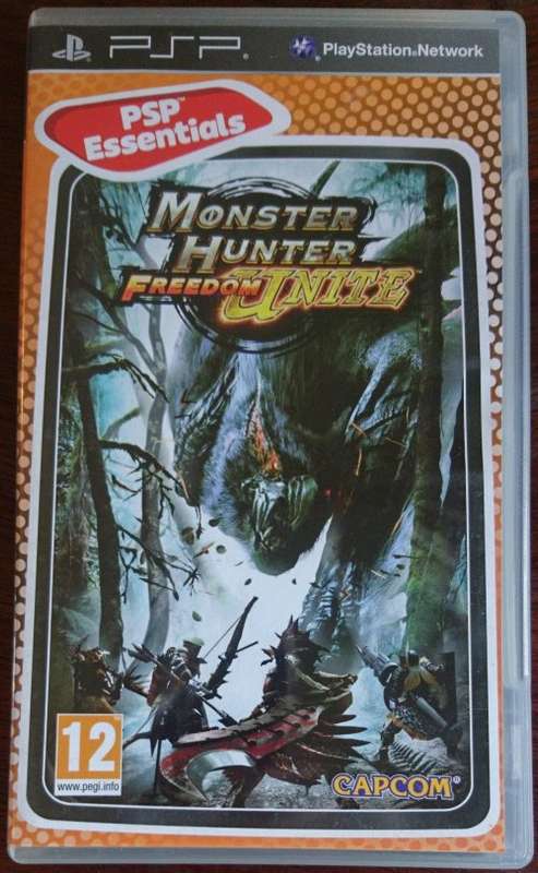 Monster Hunter Freedom Unite - PSP (Essentials)