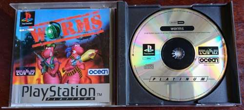 Worms - PS1 (Platinum)(Retro)