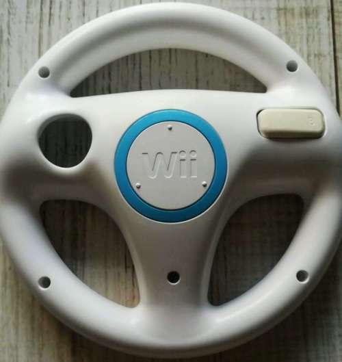 Mario Kart + wheel - Wii.
