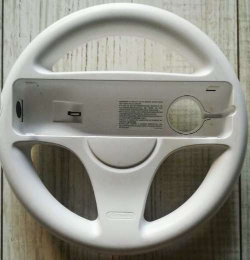 Mario Kart + wheel - Wii.