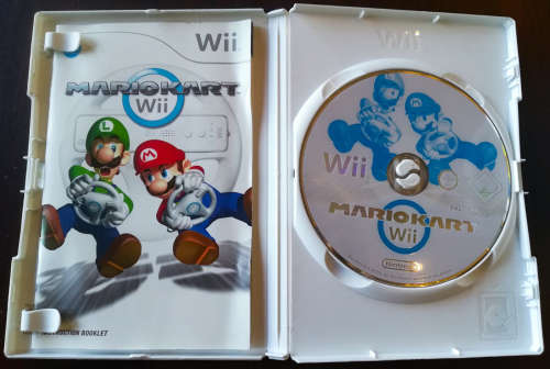 Mario Kart + Wheel - Wii.