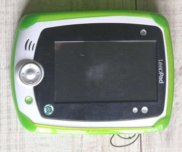 Leap Pad 2 Console with Silicone Cover (Green) and Stylus
