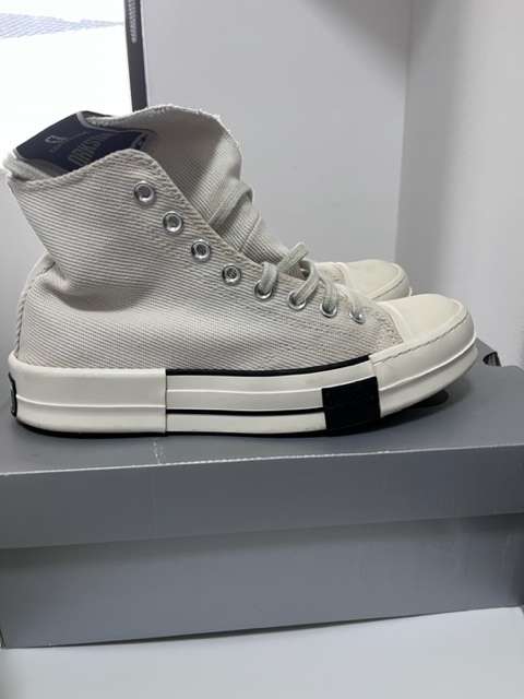 Converse Chuck Taylor Darkstar White Hi Top Sneakers - Unisex - Mens 8 Womens 10 - UK 8