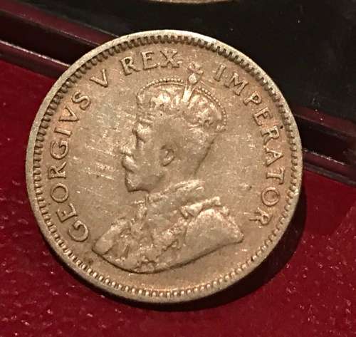 1930 SIXPENCE