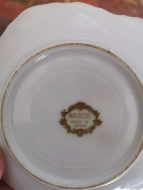 2 X NASCO PORCELAIN PLATES ( JAPAN)