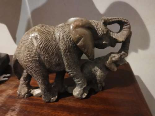 HEAVY STONE ELEPHANT SCULPTURE