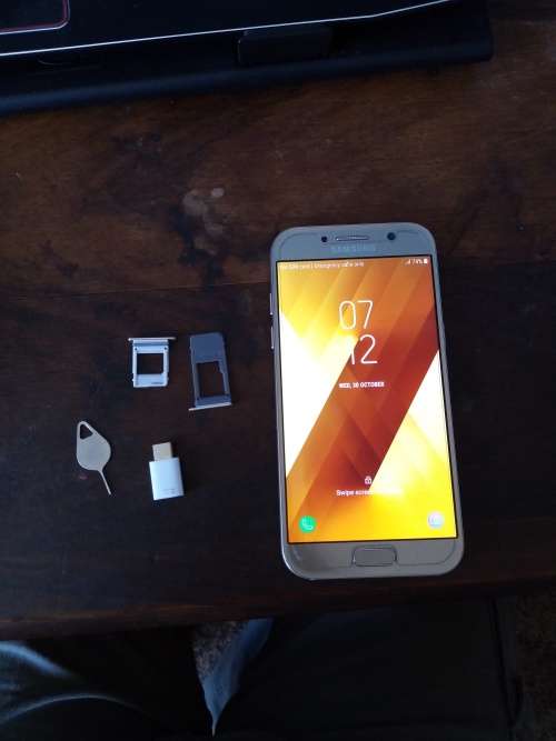 Samsung A5 2017 32GB Gold Colour