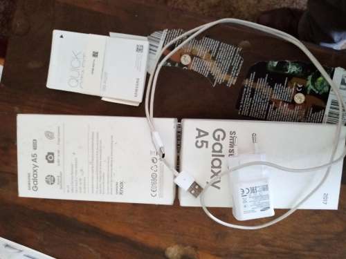 Samsung A5 2017 32GB Gold Colour