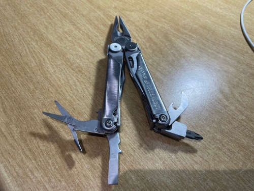 LEATHERMAN WAVE