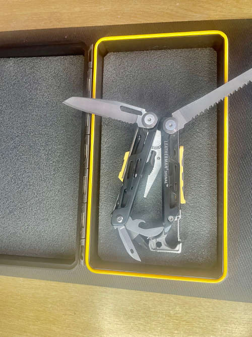 Leatherman Signal
