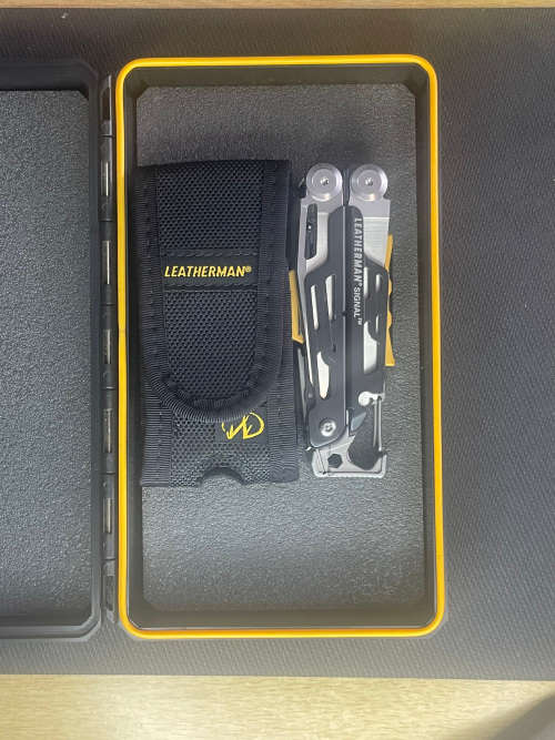 Leatherman Signal