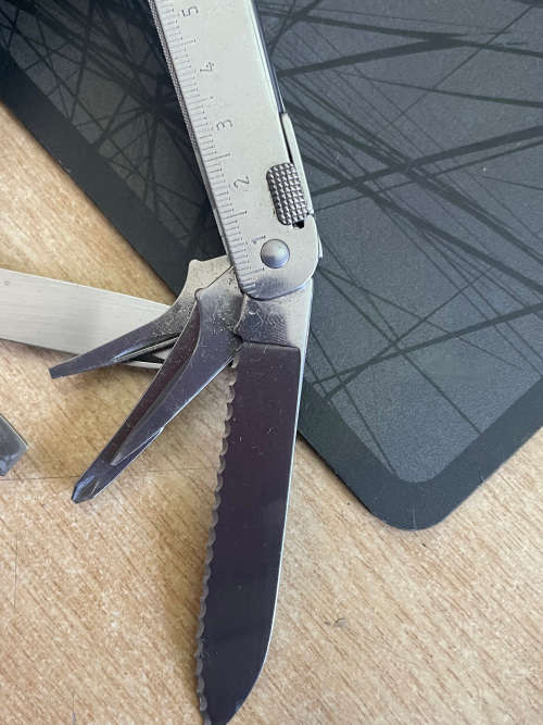 Victorinox Swiss Tool
