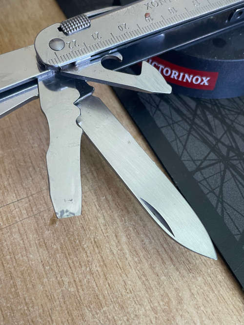 Victorinox Swiss Tool