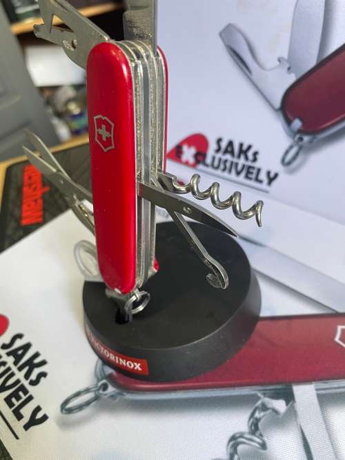 Victorinox Explorer