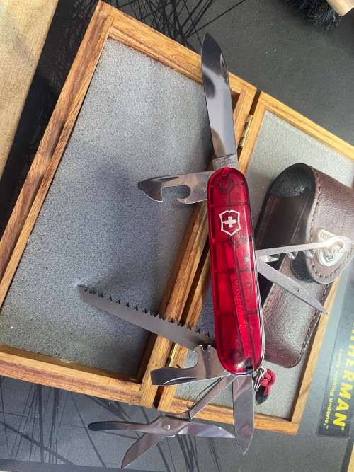 Victorinox Huntsman