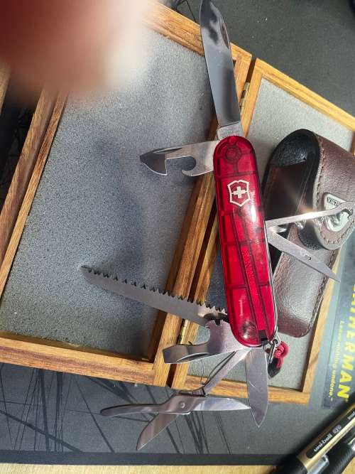 Victorinox Huntsman
